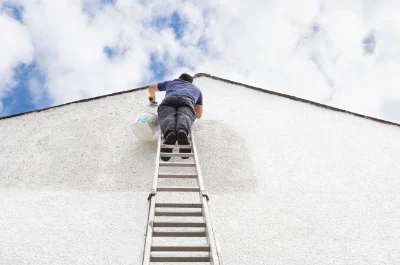 Peinture extérieure à Péré — façades et ravalement